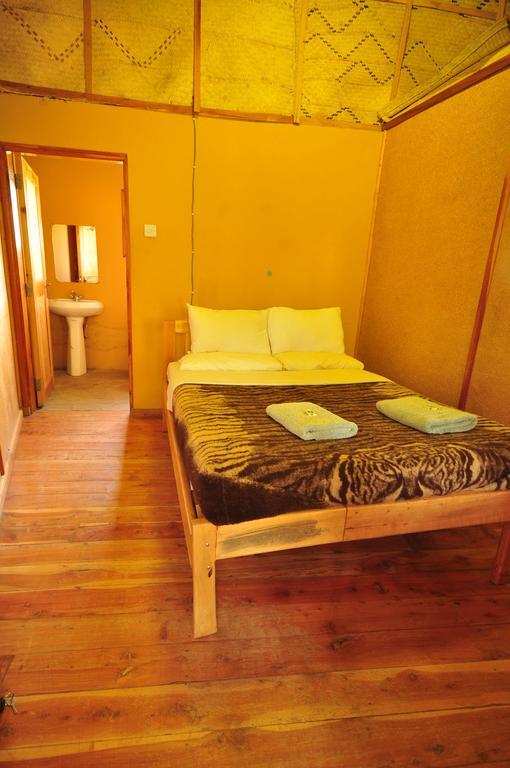 Naiberi River Campsite & Resort إلدوريت الغرفة الصورة